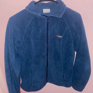 Medium Women’s Columbia fleece jacket